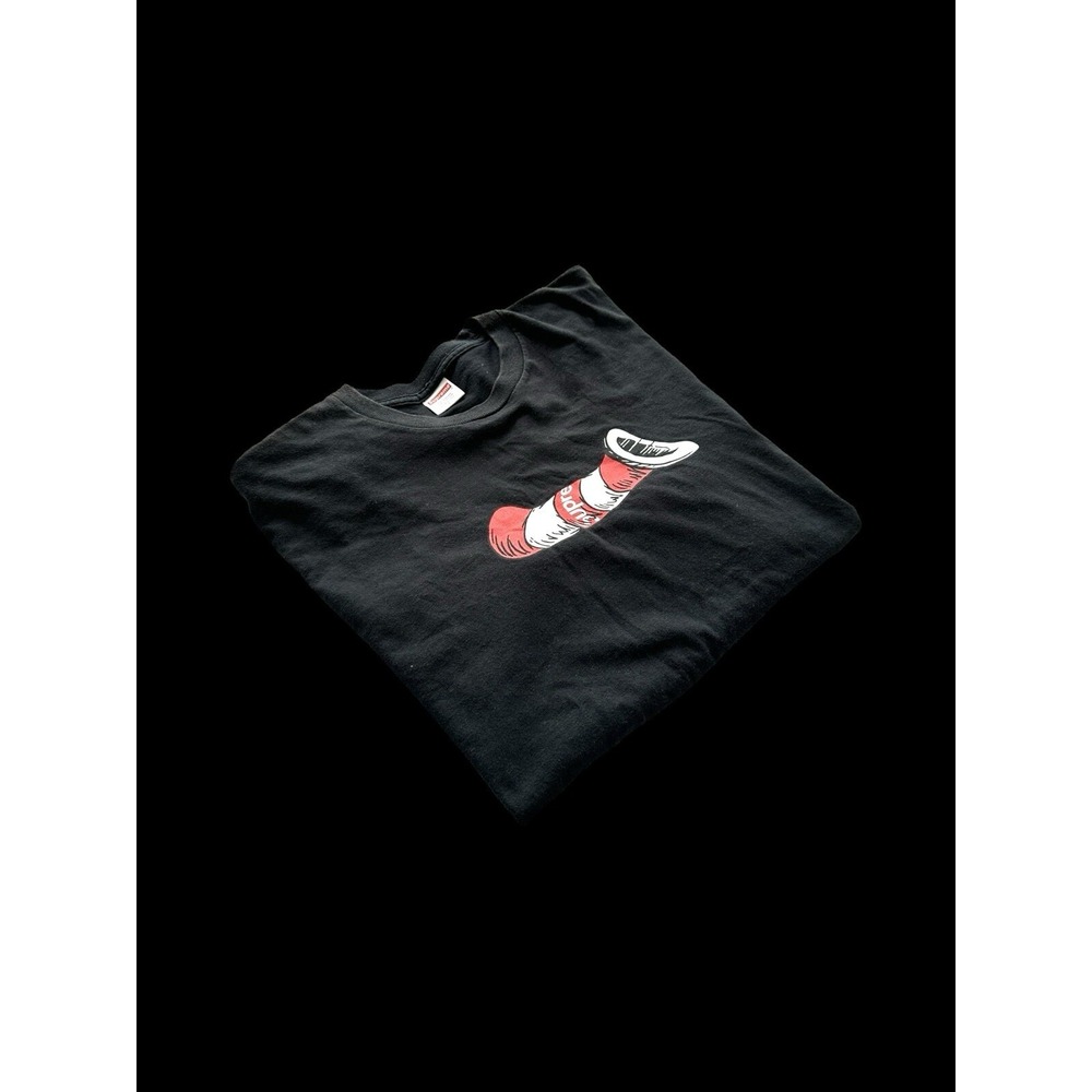 Supreme FW18 Cat in the‎ Hat T-Shirt Black USA Made Sz Large Streetwear *Flaw